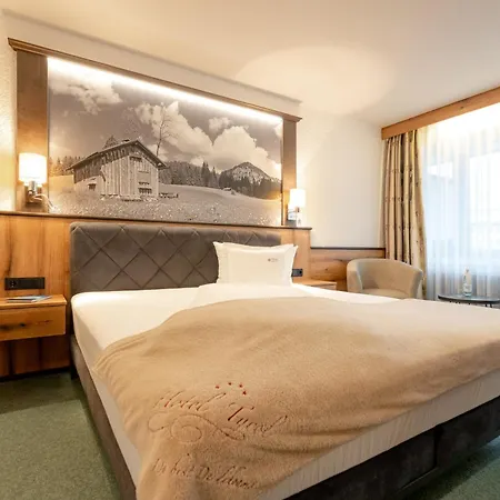 Tyrol Hotel 4*