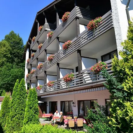 Tyrol Hotel 4*
